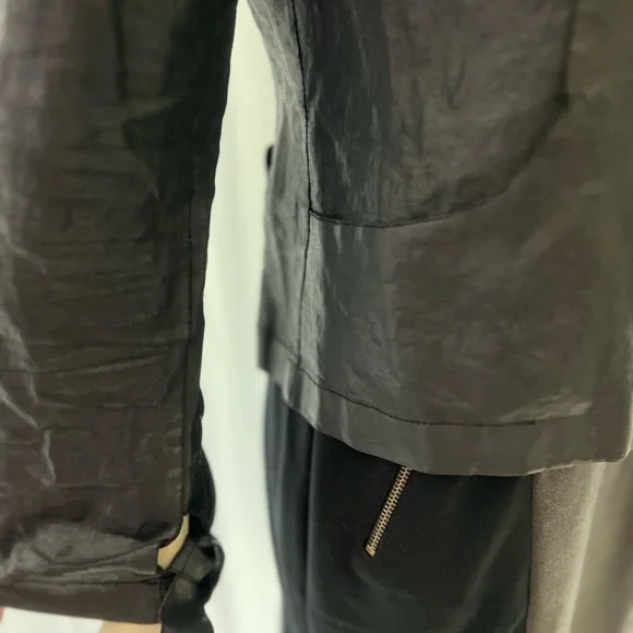 Rare Sarah Pacini coated cotton jacket with magnetic closures. Size M.